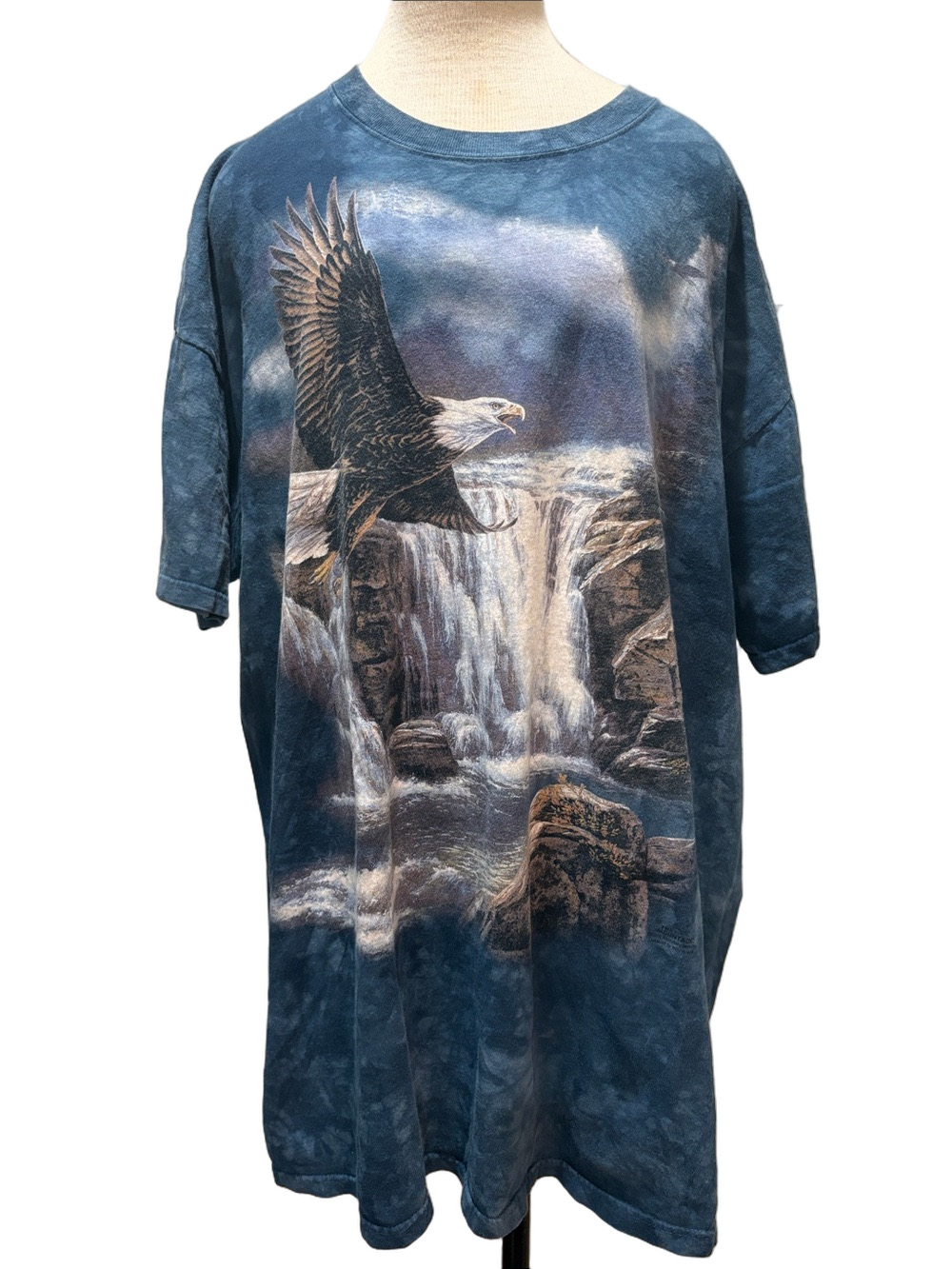 The Mountain sz XXXL bald eagle and waterfall tshirt